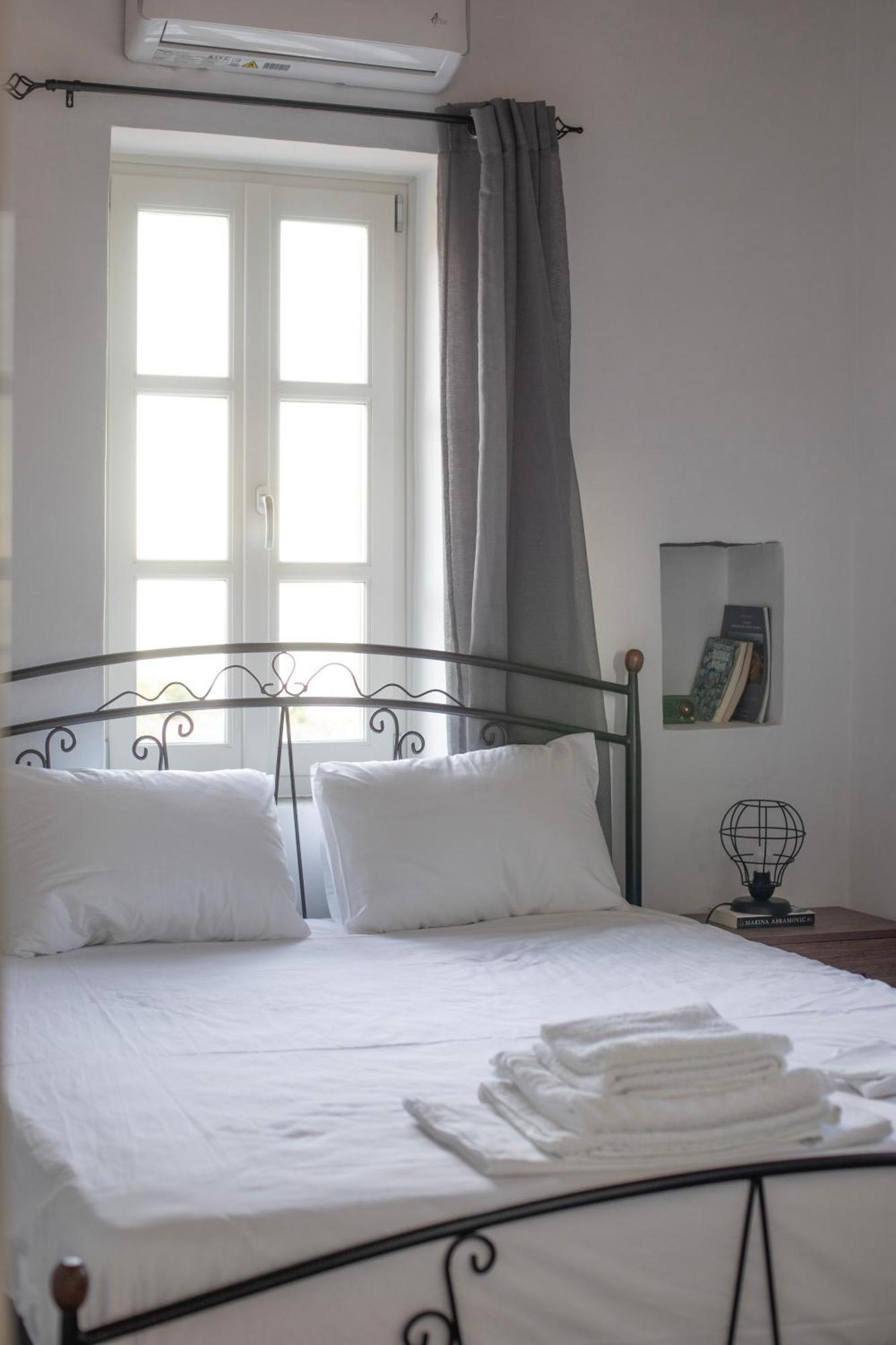 Tholos Guest House Cherronisos  Luaran gambar